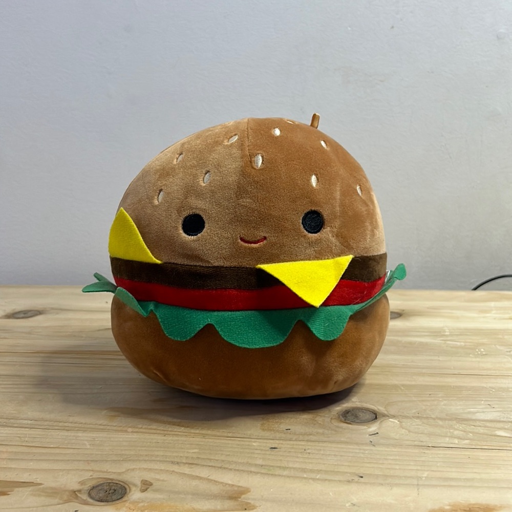 Cheeseburger Squishmallow (Carl)
